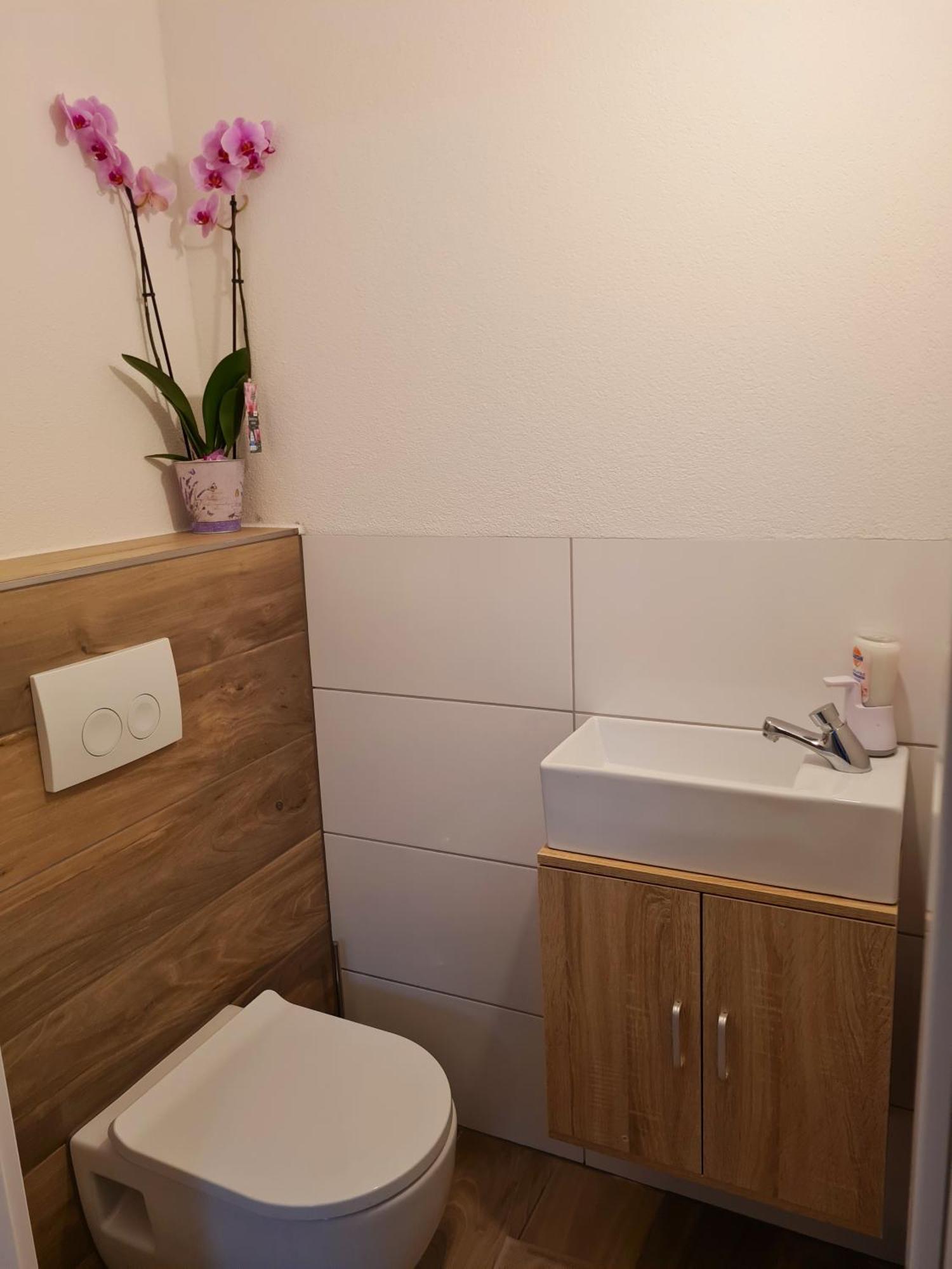 Adria Home Veringenstadt Ngoại thất bức ảnh